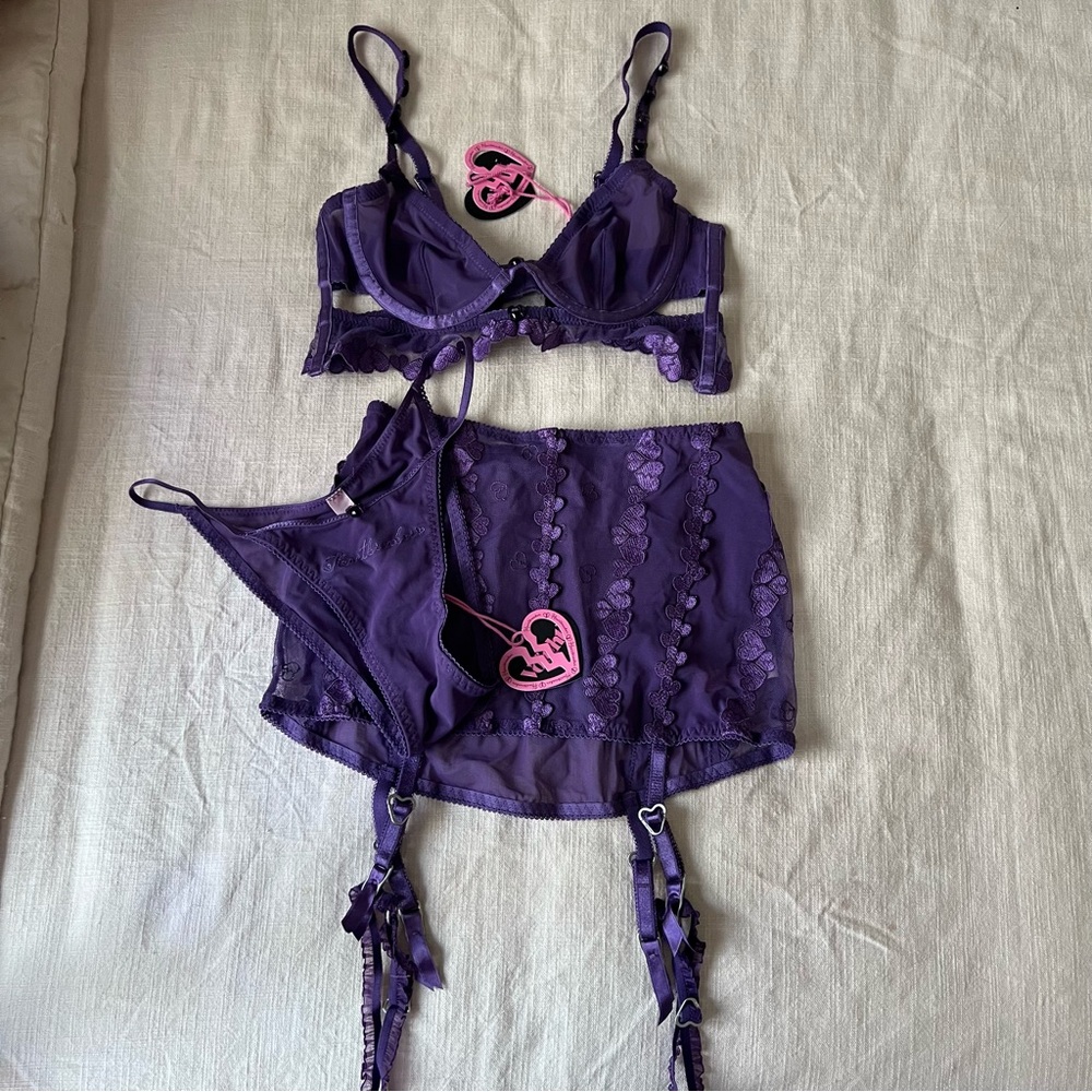 Voight by Valentina Olivia Set